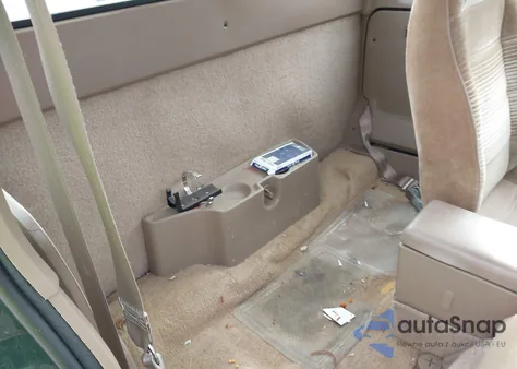 1993 Chevrolet S Truck S10 z USA, uszkodzony, nr VIN 1GCCS19Z4P8107403